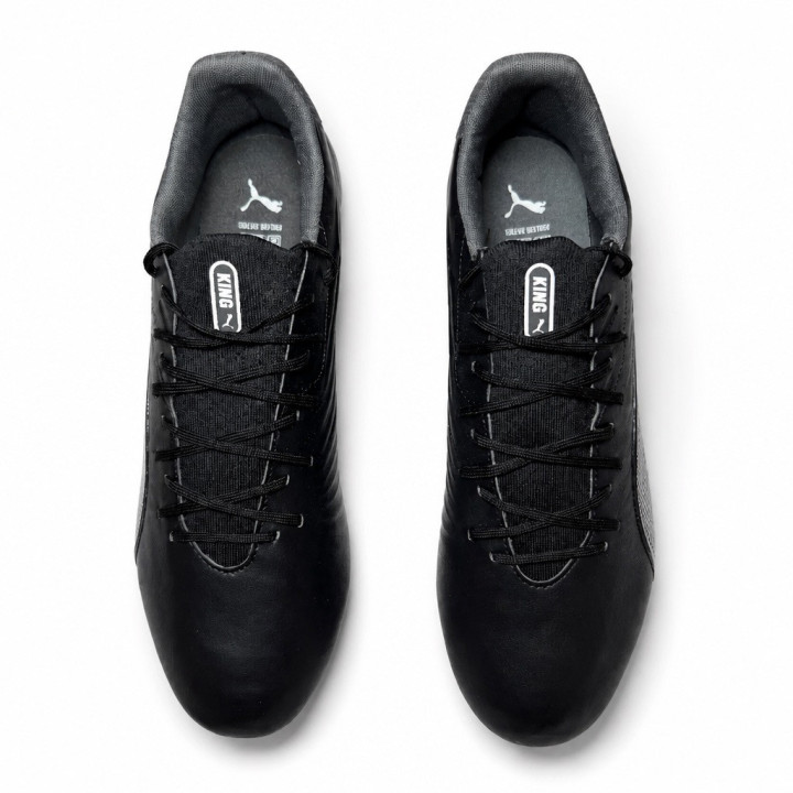 Buty piłkarskie  Puma King Match FG/AG 10786301 korki czarno białe