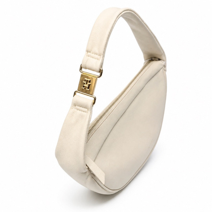 Tommy Hilfiger Contemporary Shoulder Bag AW0AW14884 Ecru Kremowa średnia torebka na ramię pojemna ze złotymi detalami