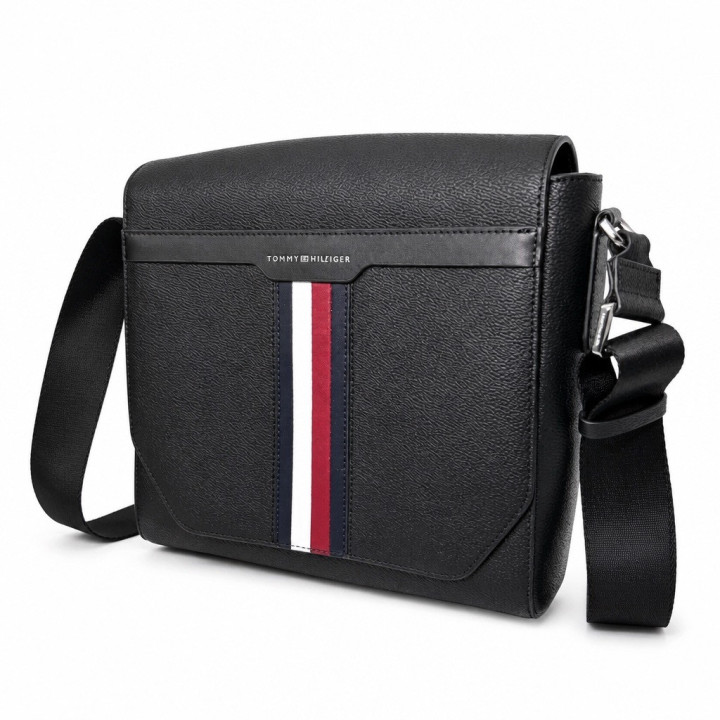 Tommy Hilfiger Coated Canvas Messenger Bag AM0AM11532 Torba listonoszka na ramię